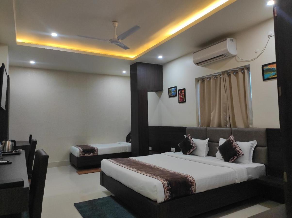 Bishnath Hotel Paradise - Biswanath Chariali מראה חיצוני תמונה