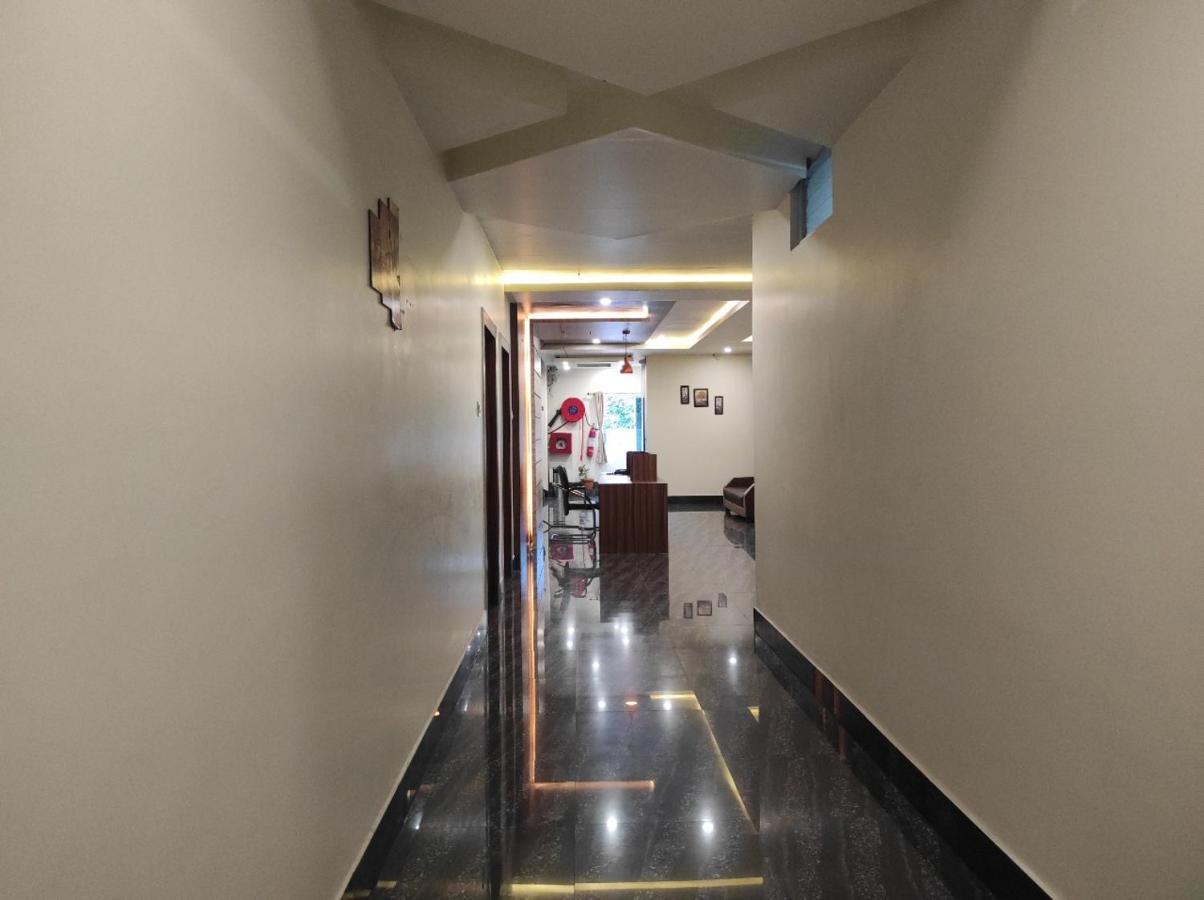 Bishnath Hotel Paradise - Biswanath Chariali מראה חיצוני תמונה