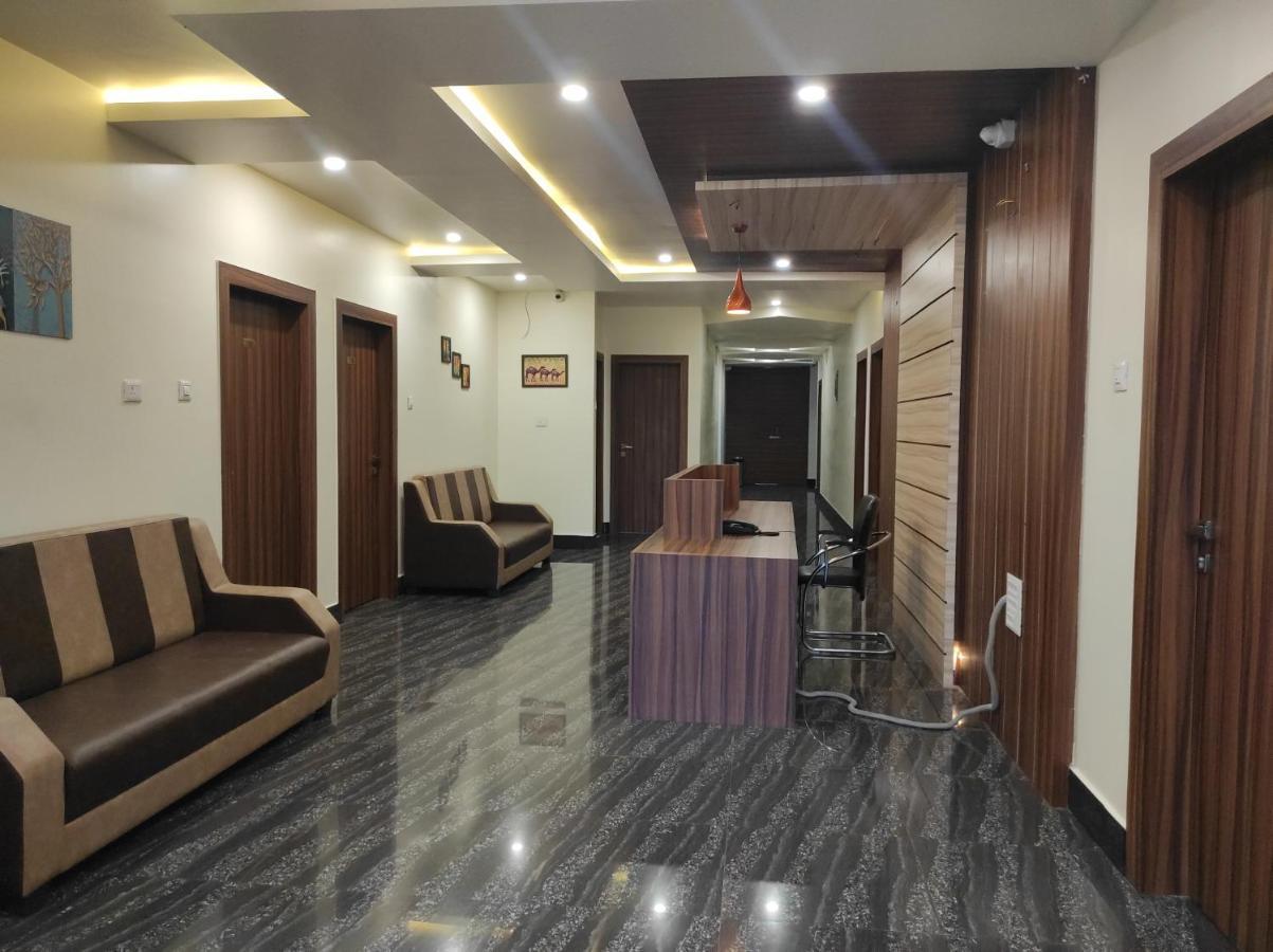 Bishnath Hotel Paradise - Biswanath Chariali מראה חיצוני תמונה