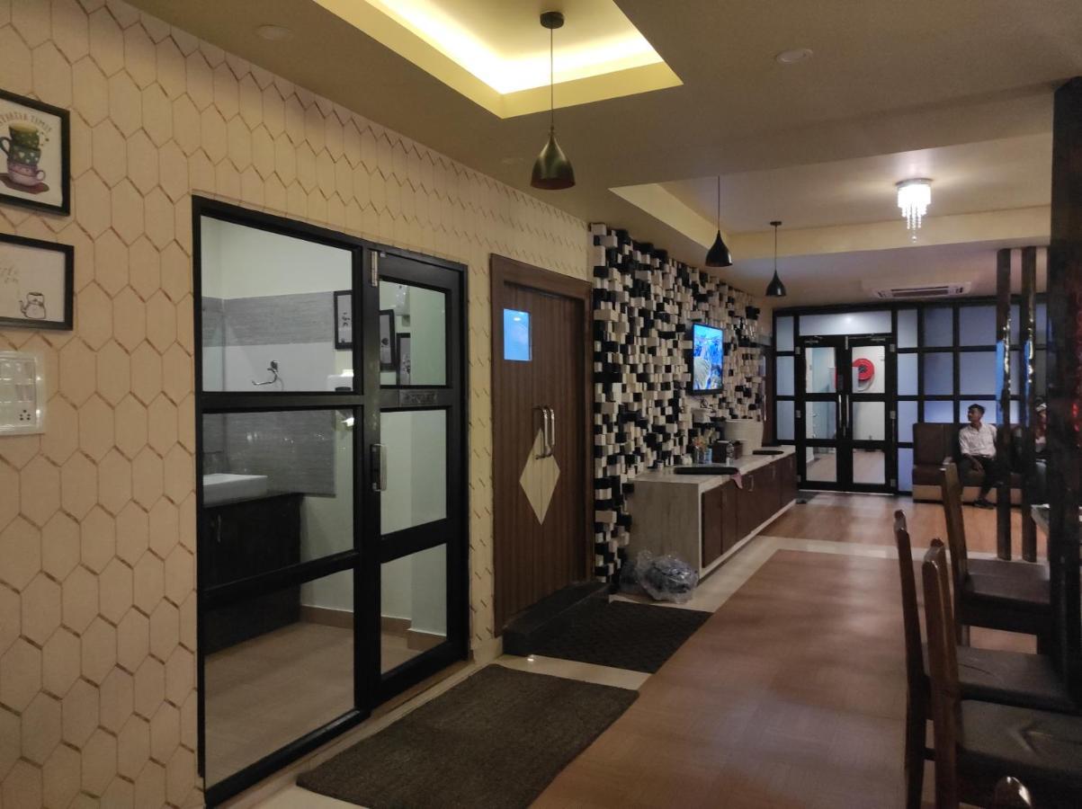 Bishnath Hotel Paradise - Biswanath Chariali מראה חיצוני תמונה