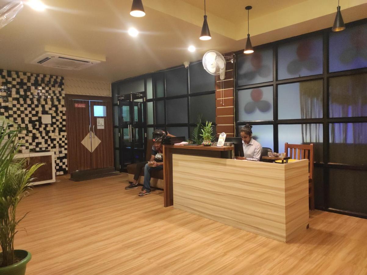 Bishnath Hotel Paradise - Biswanath Chariali מראה חיצוני תמונה